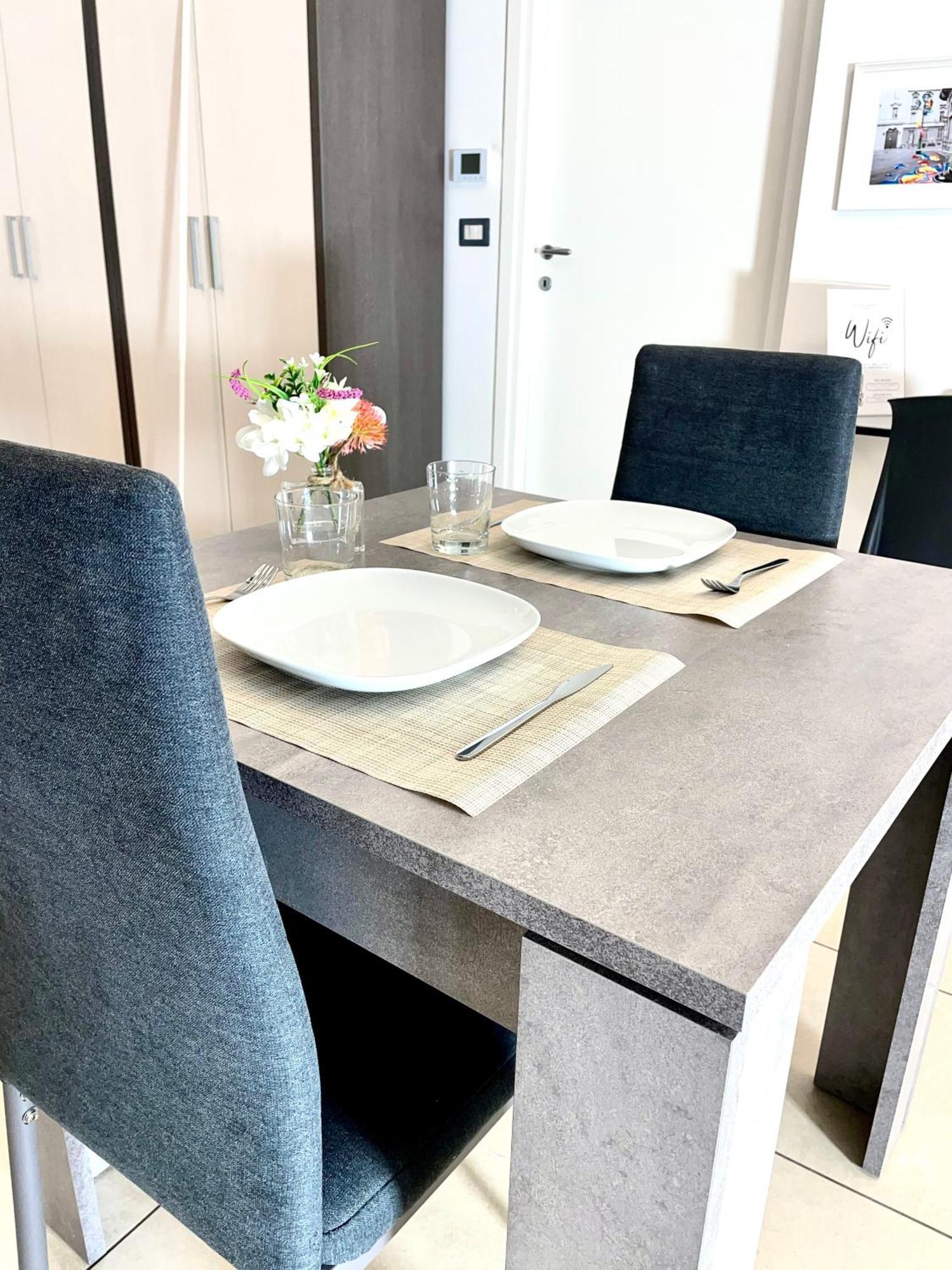 Toret Vanchiglia Studio Apartment Torino Eksteriør bilde