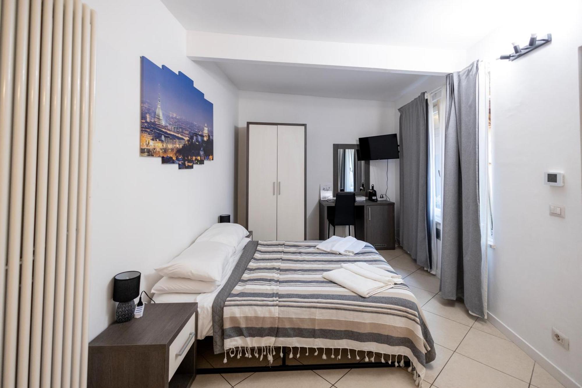 Toret Vanchiglia Studio Apartment Torino Eksteriør bilde